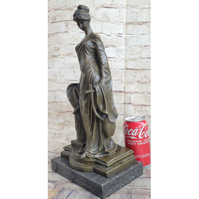 Figurines et sculptures