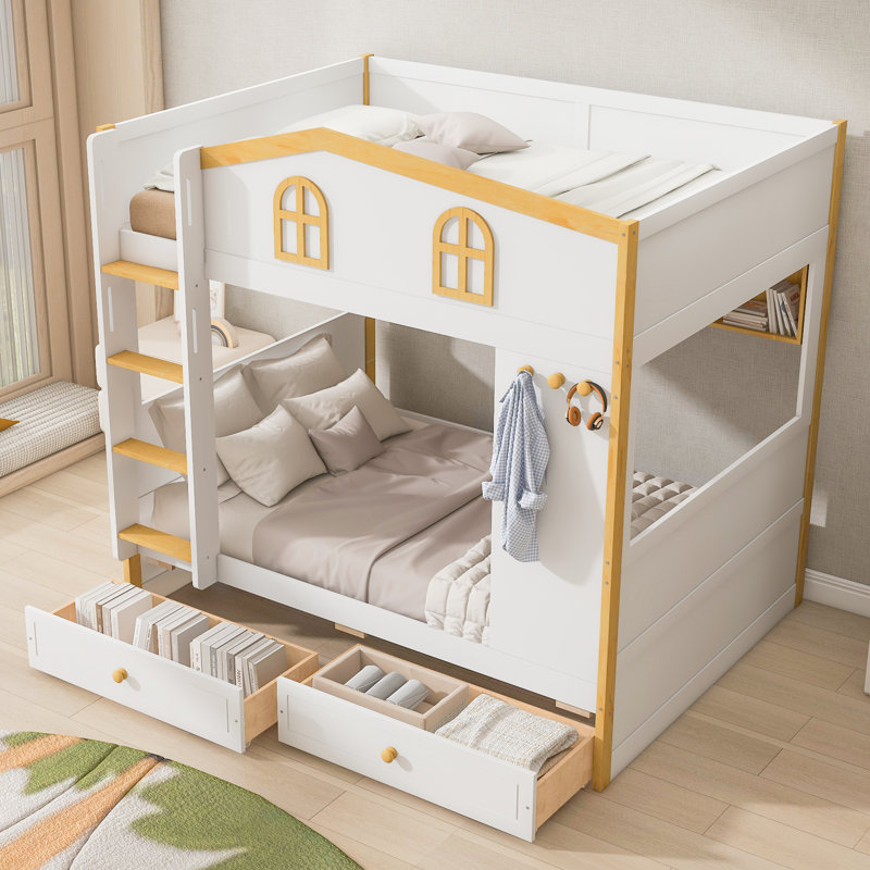 Lit superposé double au-dessus de double avec garde-corps en forme de maison et tablettes et tiroirs de rangement, blanc et naturel