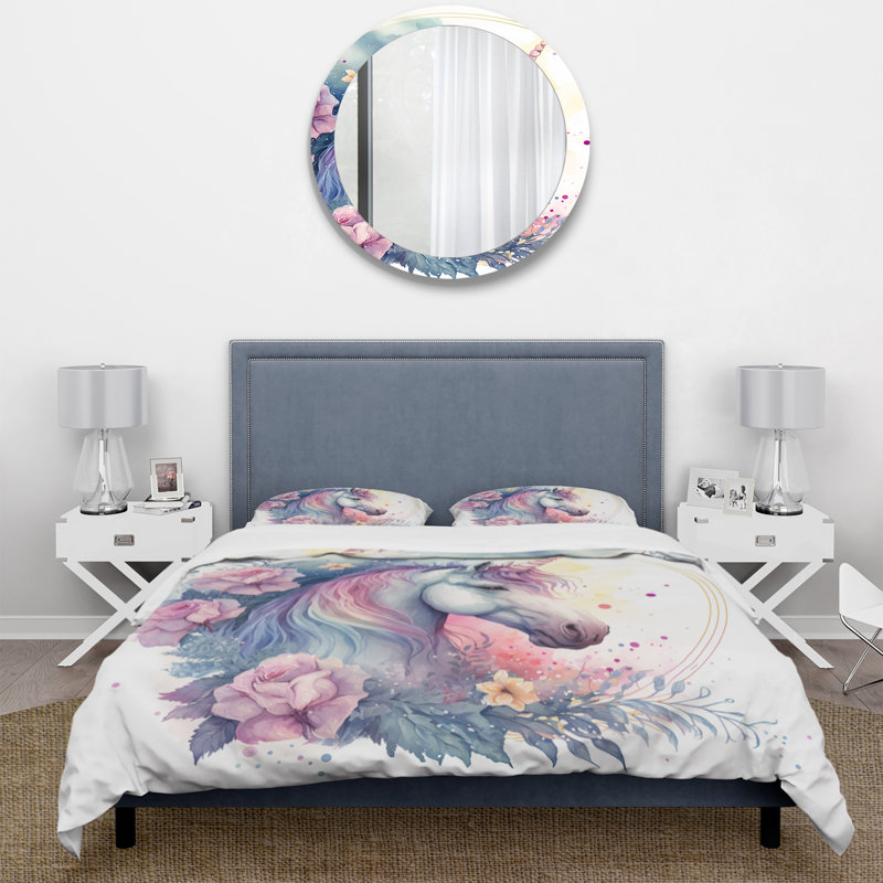 Ensemble de housse de couette mignonne en forme de licorne entourée de fleurs III en microfibre / polyester