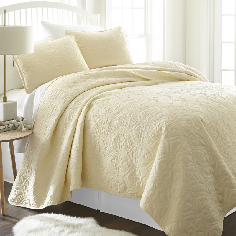 King Yellow Microfiber Quilted Coverlet Set