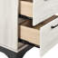 Armoire de chevet 2 tons moderne en chêne blanc et gris, glissière de tiroir lisse, poignées de ton noir, table de chevet gris déjà assemblée, design contemporain, glissières à roulement,