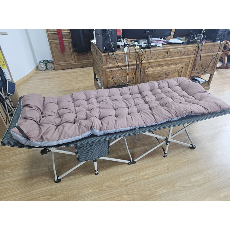 lit de camping pour l'extérieur