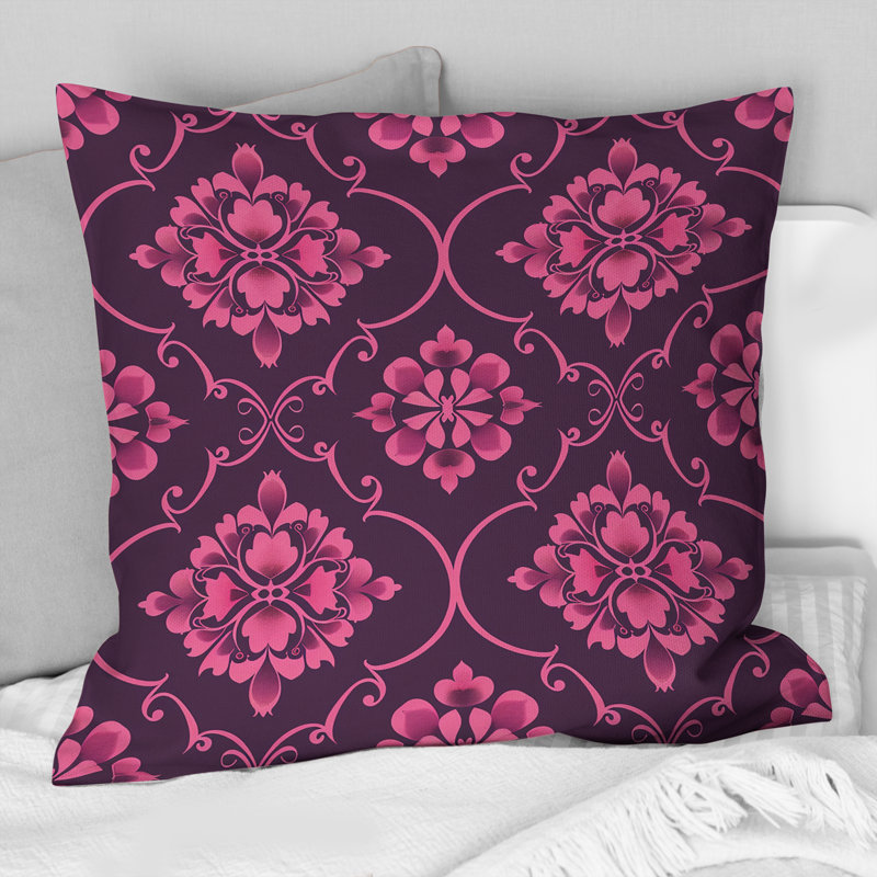 Coussin Magenta Quatrefoil Glam IV - Transitional, H 16 po x l 16 po