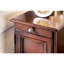 Table de chevet avec prise et armoire de rangement de couleur cerise-646550100