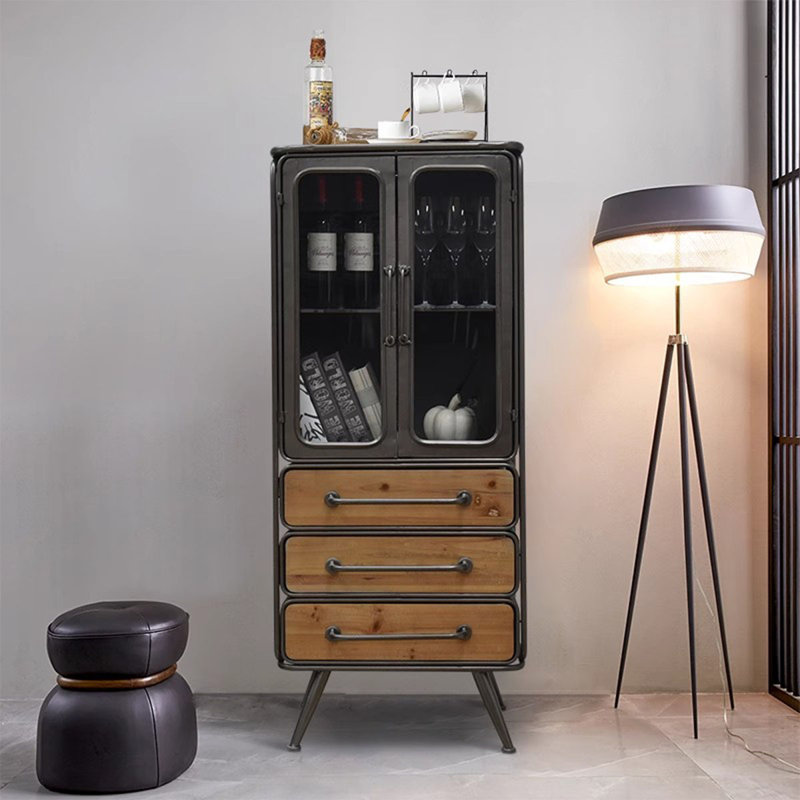 Noir massif + vitrines en bois manufacturé