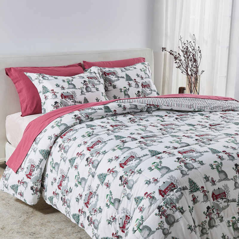 Holiday Printed Down-Alternative Comforter Set with Shams, King Comforter + 2 King Shams, Winter Wonderland