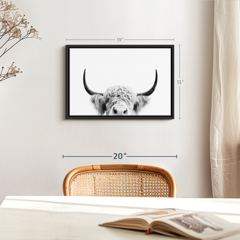Animal «Peeking Cow BW», H 19 po x l 13 po