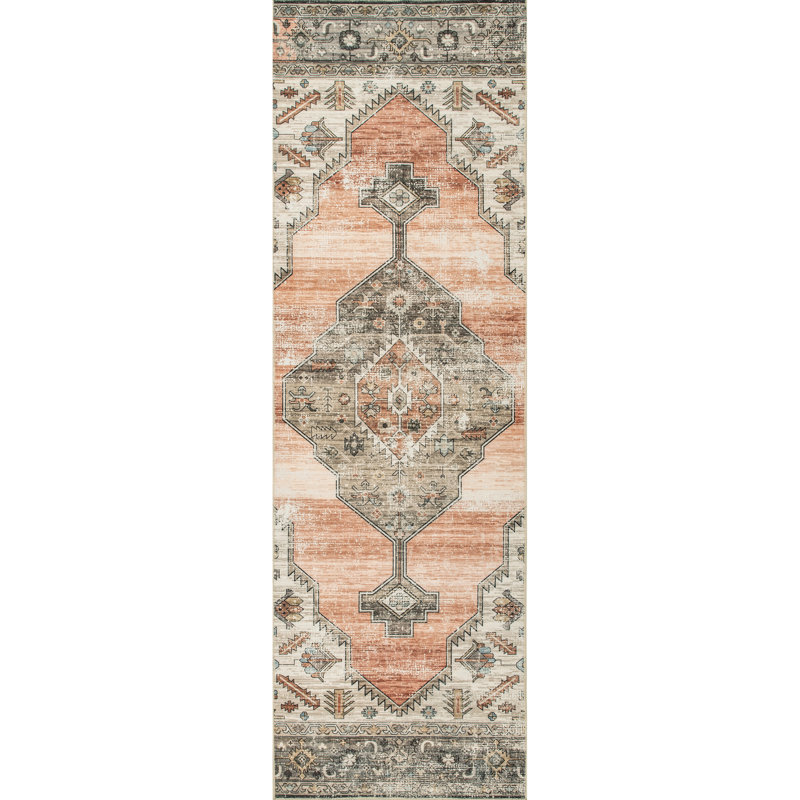 Gracie SpinClean Distressed Medallion Machine Washable Area Rug, Runner 2'6" x 6'