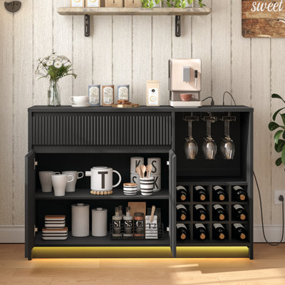 Armoire à vin 47,2 "avec DEL