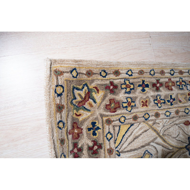 Morris Ivory Hand Tufted Wool Traditional Oriental Area Rug, Rectangle 7'9 x 9'9