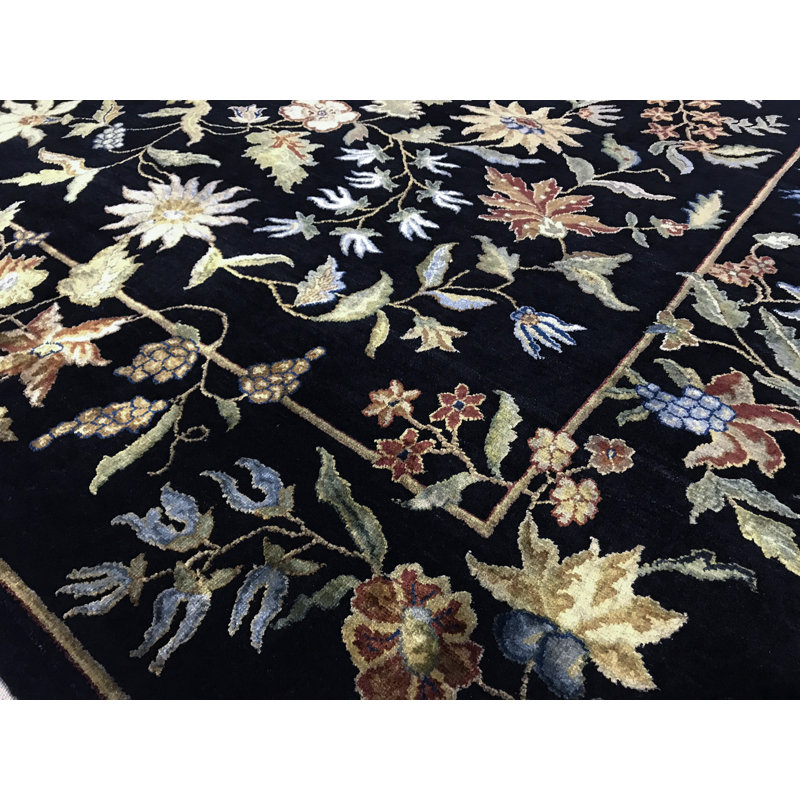 Tapis noir et rouge de haute qualité noué à la main
