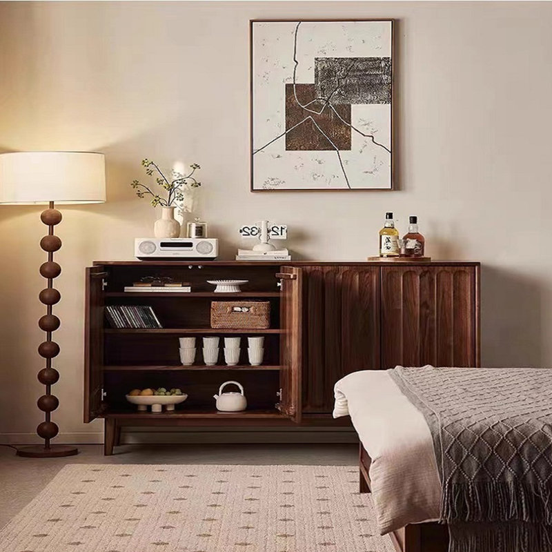 Buffet en bois de noyer massif, H 39,37 po x l 62,99 po x P 15,75 po