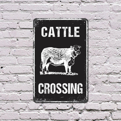 Cattle Crossing 8 Inch x 12 Inch Plastic Sign