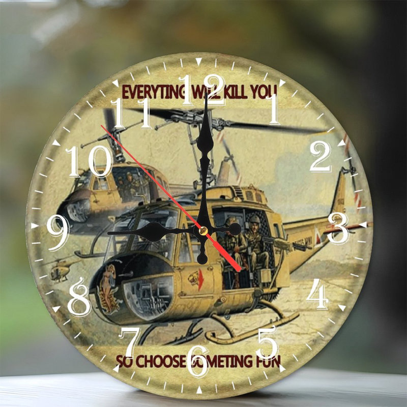 Horloge murale en bois 10 po, mouvement silencieux, à piles (piles AA non incluses), décor artistique, parfait pour les décorations