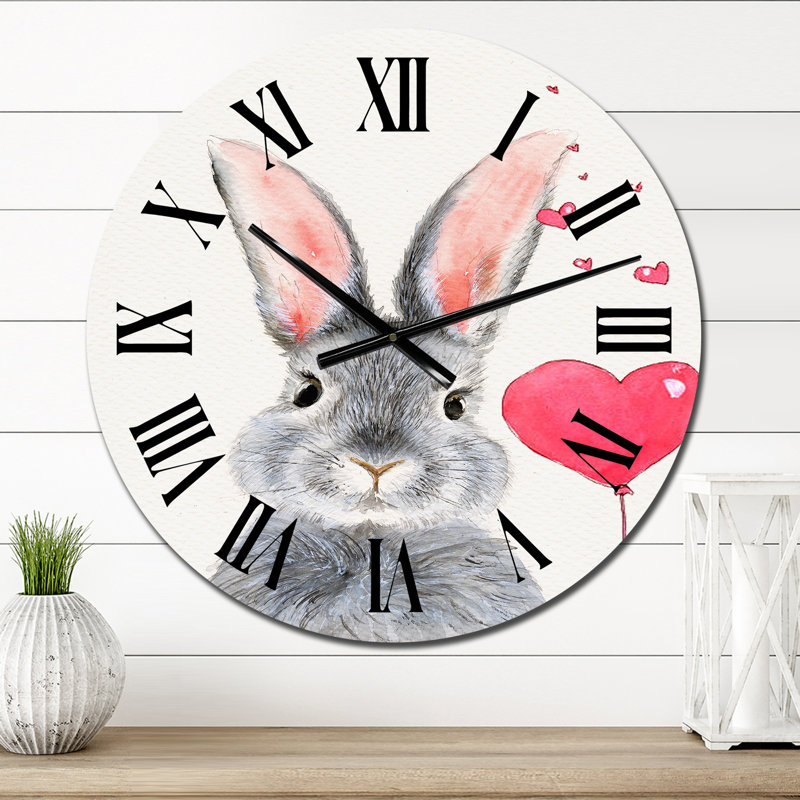 Mignon lapin gris moelleux avec cœur rouge - horloge murale traditionnelle, Surdimensionné