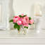 Arrangement floral de pivoines dans un vase