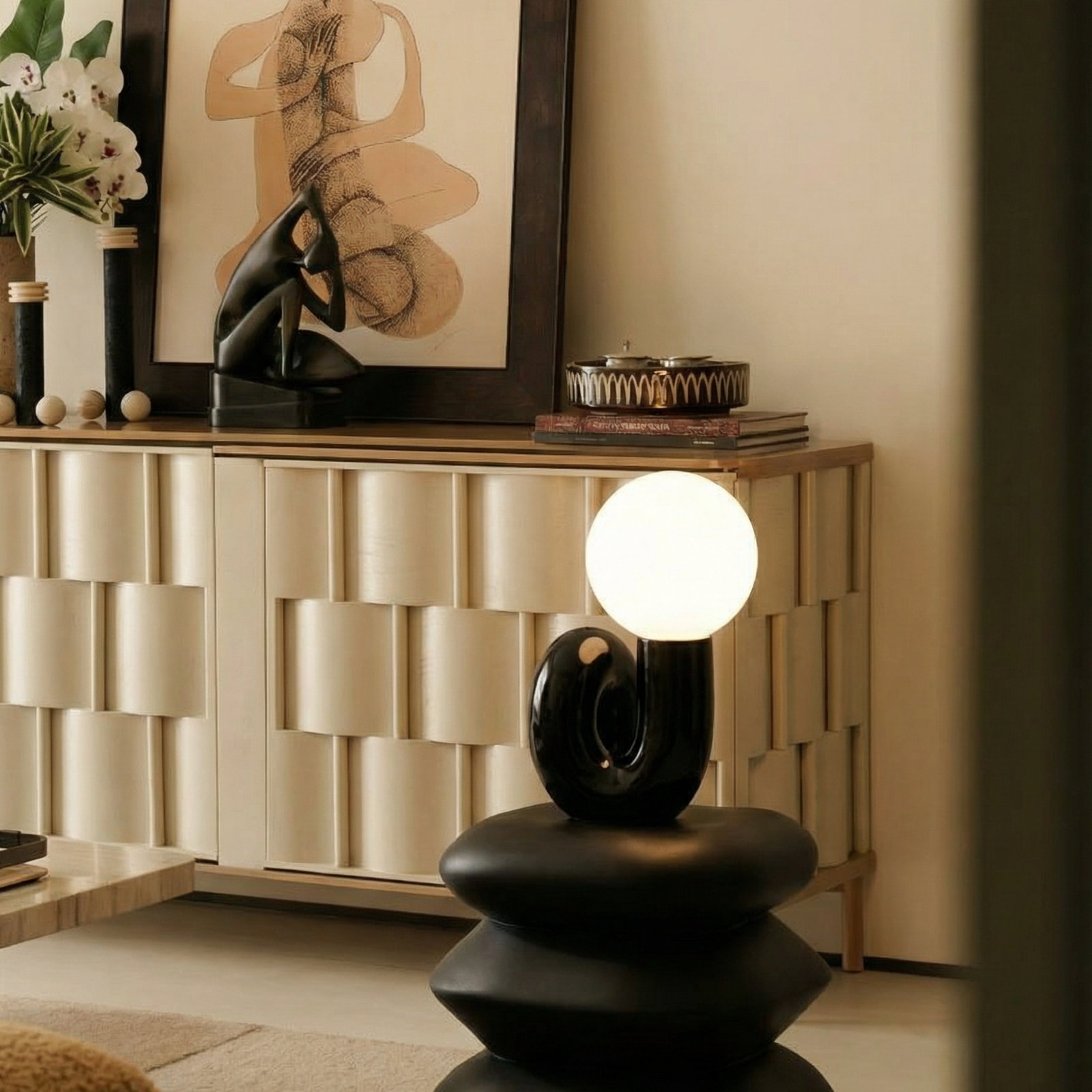 Verda Resin Table Lamp, Black