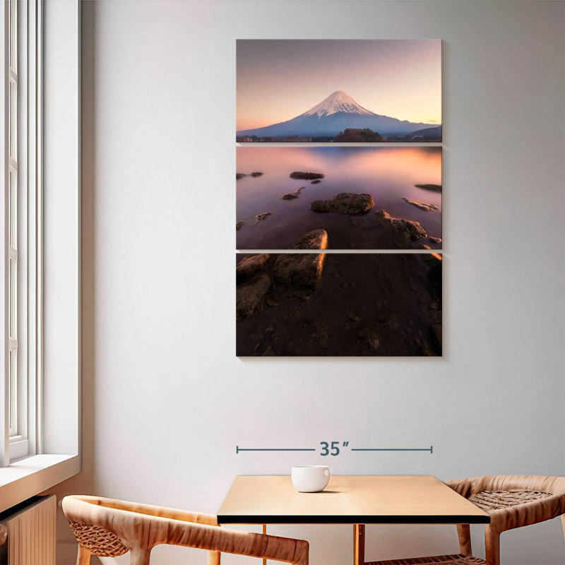 Lever du soleil Masam Mount Fuji I, H 65 po x l 42 po
