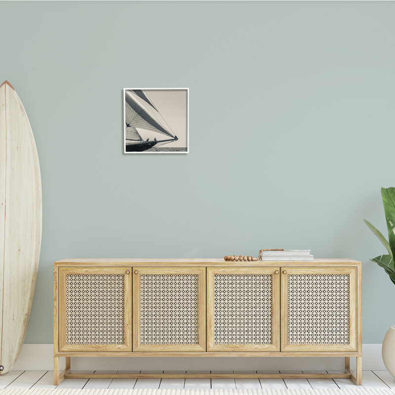 «Vintage Ocean Ship People Reposing on Bow» par Danita Delimont - photographie, Giclée encadrée blanc bord de mer