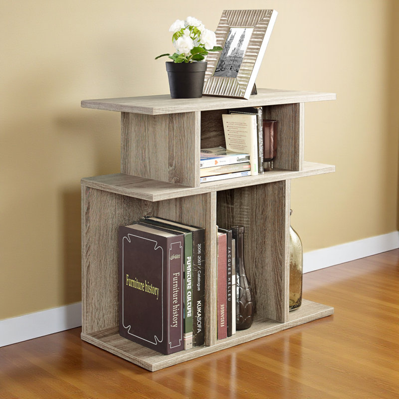 Daya Table with side end accents