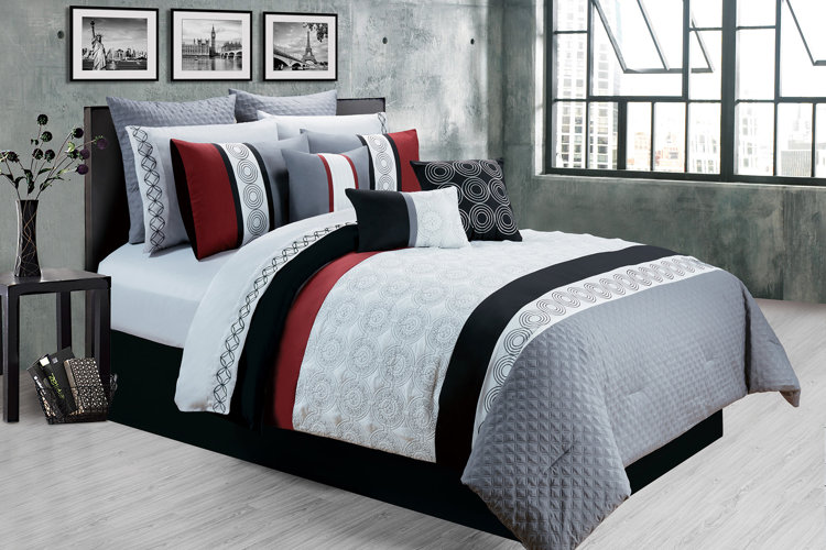 Oxbrooke Reversible Comforter Set