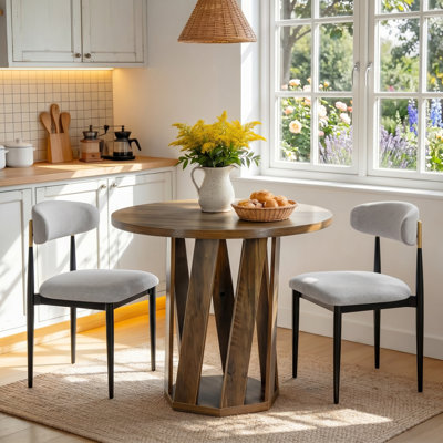 Ensemble de 2 chaises en chenille beige de 317,75 po de hauteur, pieds en métal noir robustes pour la salle à manger et la cuisine compactes