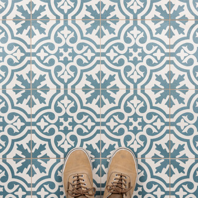 Berkeley 17.63" x 17.63" Wall & Floor Tile