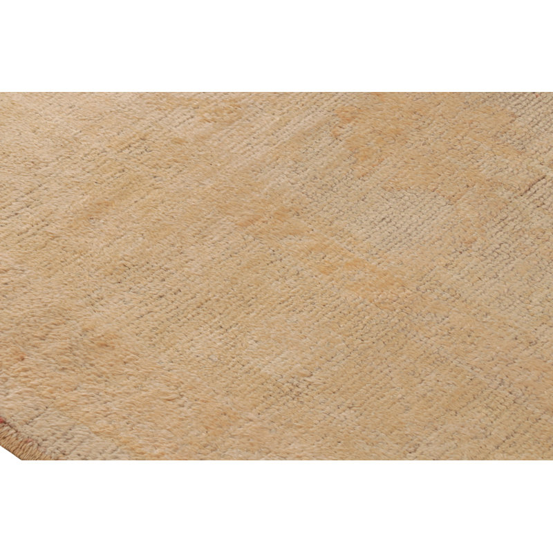 Hand Knotted Wool Area Rug in Cream