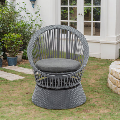 Chaise de patio avec coussin