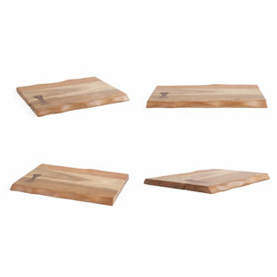 Planche à découper en bois coupé