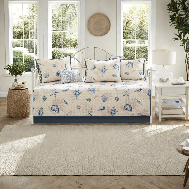 Reversible Microfiber Bedding Sets For Cozy Coastal Style