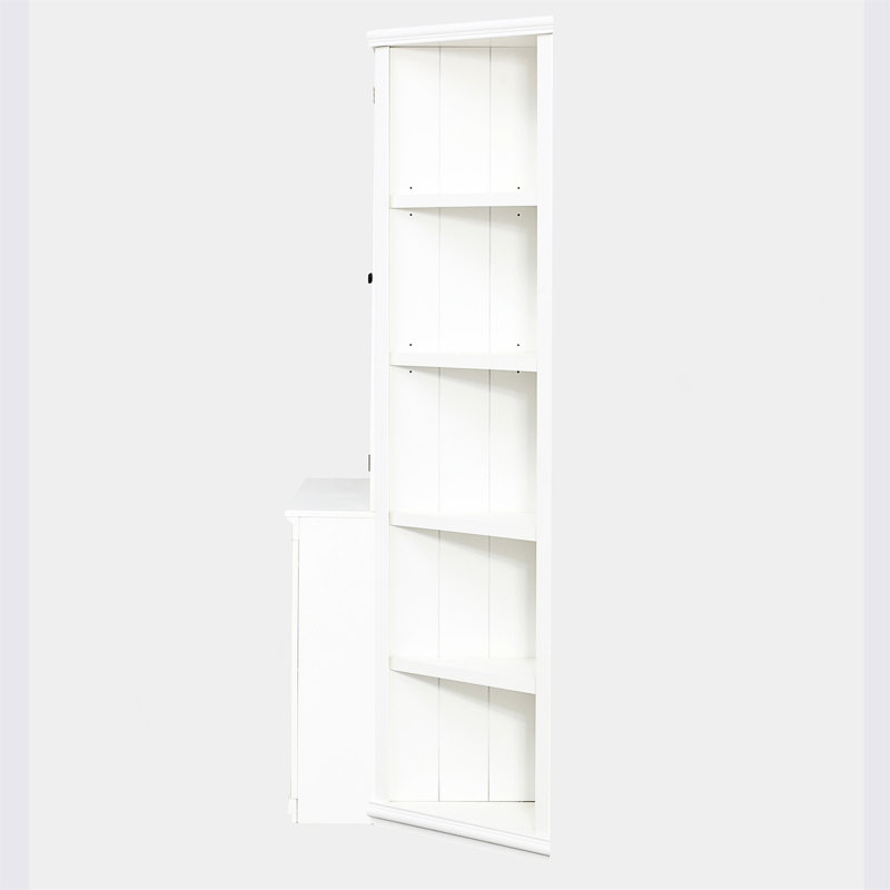 Vitrine de 75,25 po de hauteur avec tablettes triangulaires et portes en verre pour un rangement polyvalent et peu encombrant.