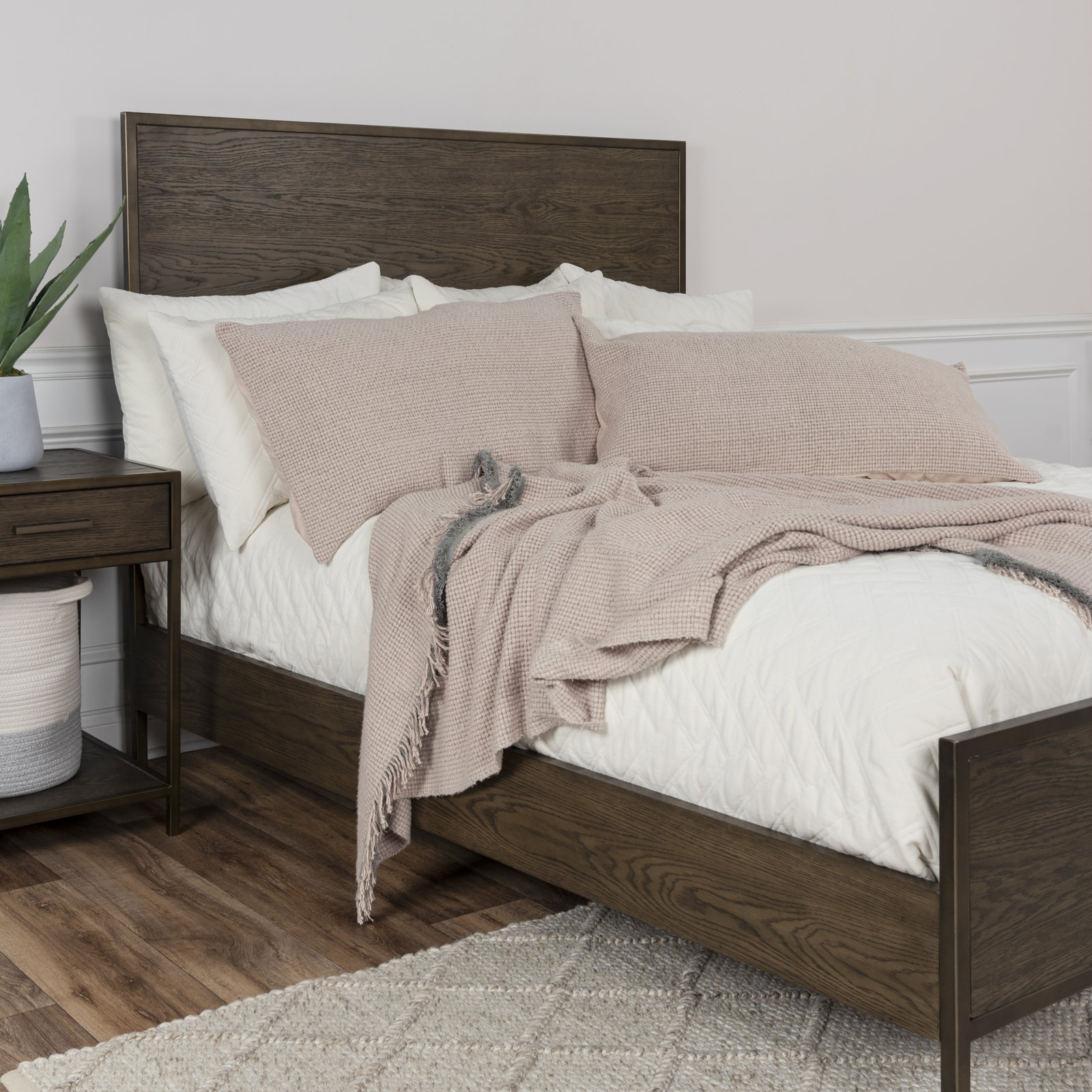 Eastover Cotton Hand Woven Blanket, Blush