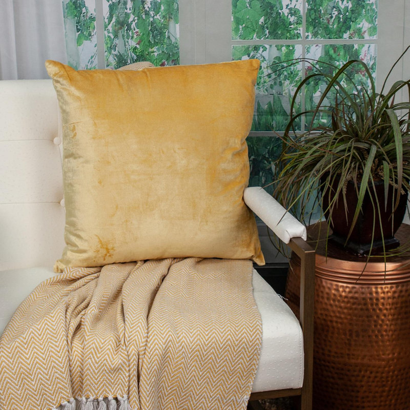 Housse et insert de coussin Topaz, Polyester / Bourre en polyester, Jaune, 18 po x 18 po
