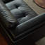 Causeuse-coussin standard en cuir véritable noir-601507457