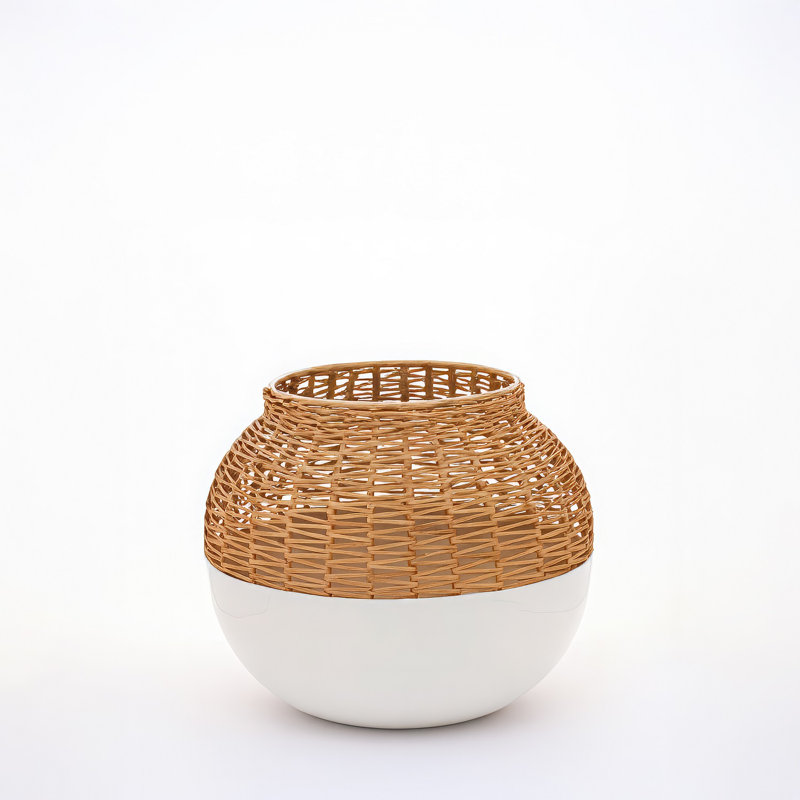 Vase de table en métal Abbiney