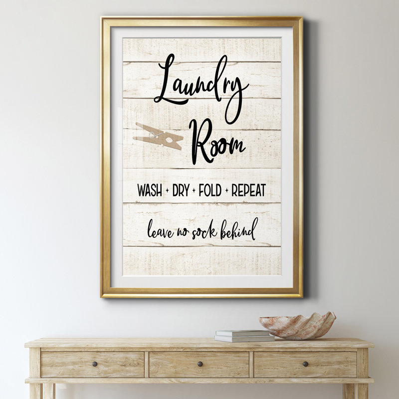 Laundry Laundry I - Cadre photo, impression d'art textuel sur papier, H 18,5 po x l 24,5 po x P 1,5 po, Encadrement doré