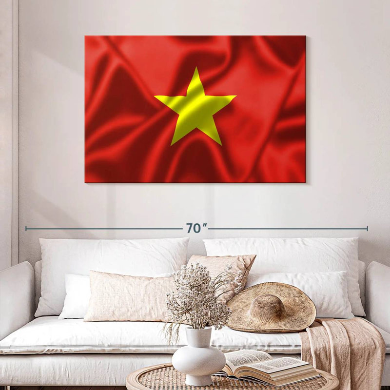 Borges Vietnam Flag, 30" H x 45" W