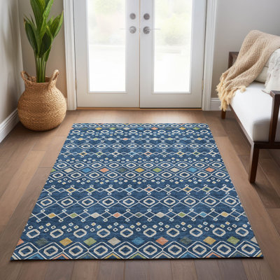 Tapis rectangulaire Aleighna avec envers antidérapant