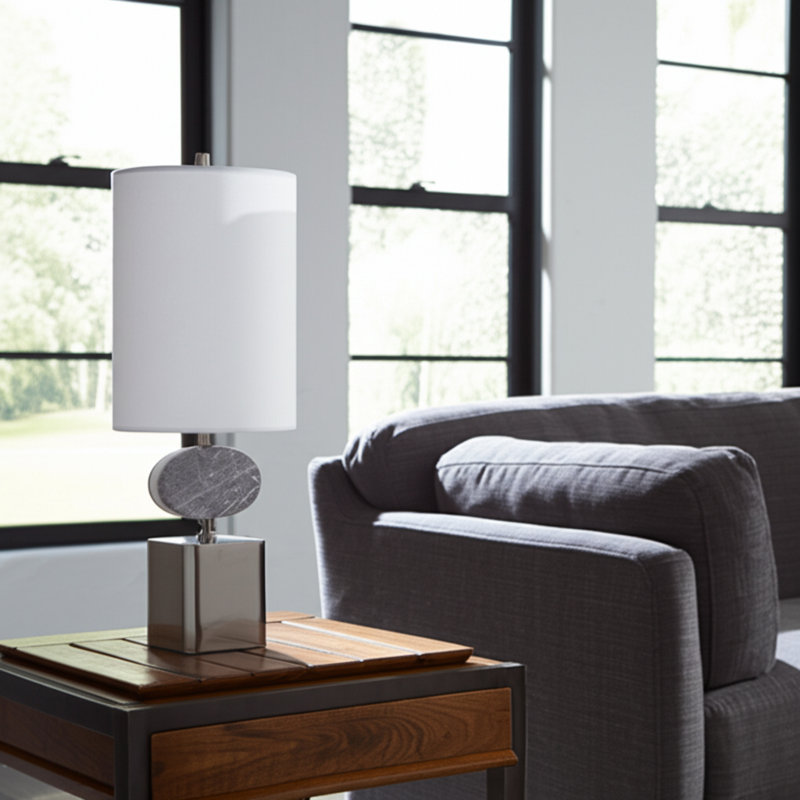 Lampe de table moderne en marbre avec base cubique pour décor de chambre à coucher - Petite lampe d'appoint pour chevet, bureau ou décor de salon - 26 po, gris et blanc