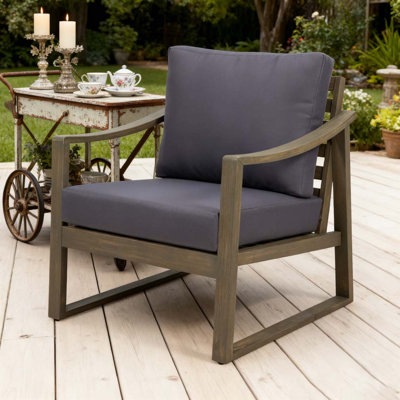 OUTDOOR CLUB CHAIR