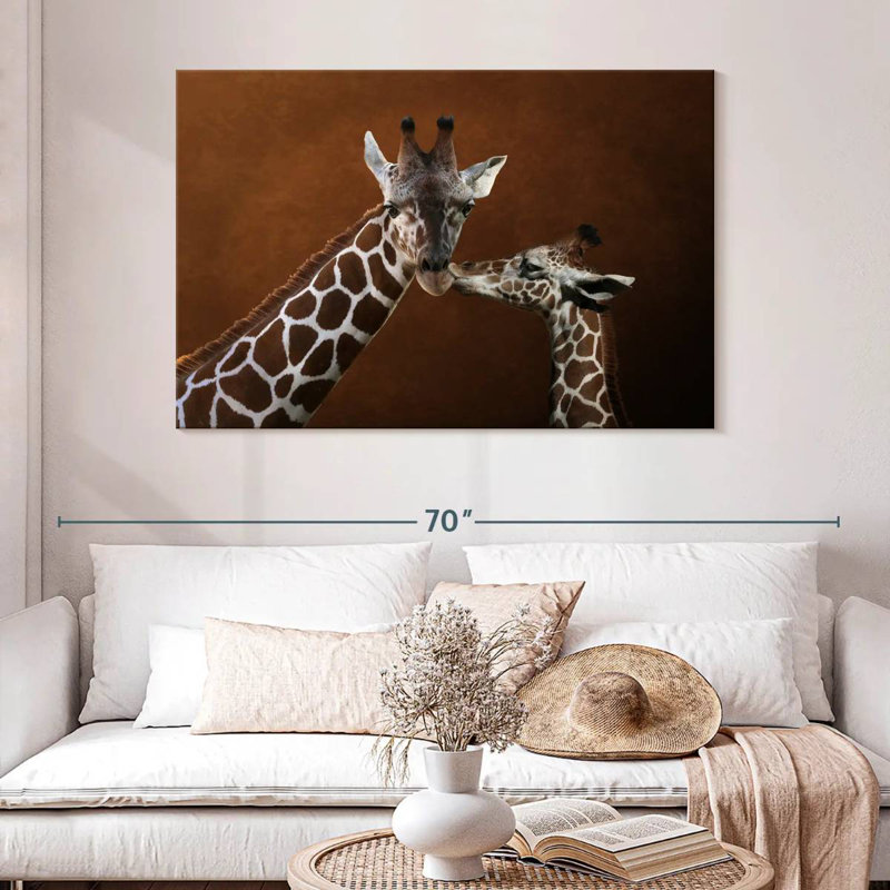 Girafe embrassant maman, H 32 po x l 48 po