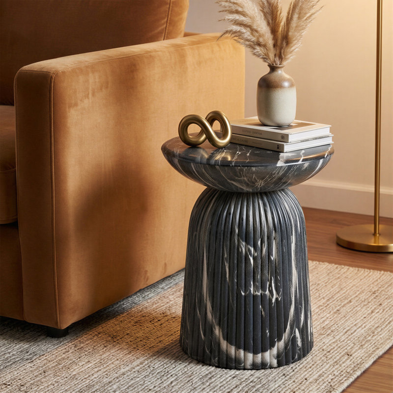 Table de bout décorative Tithi, Faux-marbre gris, H 17,72 po x l 14,09 po x P 14,09 po