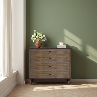 Grande commode à 4 tiroirs avec pied en bois massif, commode avec finition brossée et boutons de tiroir en métal, design antique pour chambre à coucher et chambre de bébé