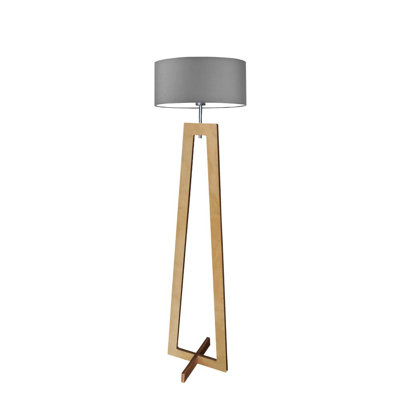 Chakka 148 H cm Traditional Floor Lamp
