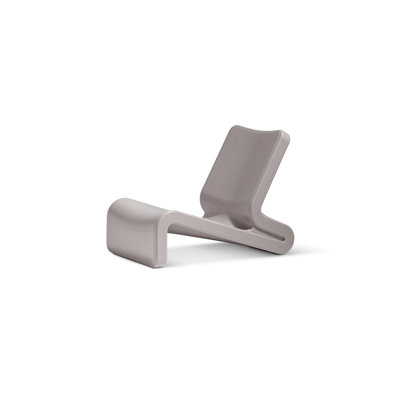 Line Outdoor Lounge Chair
