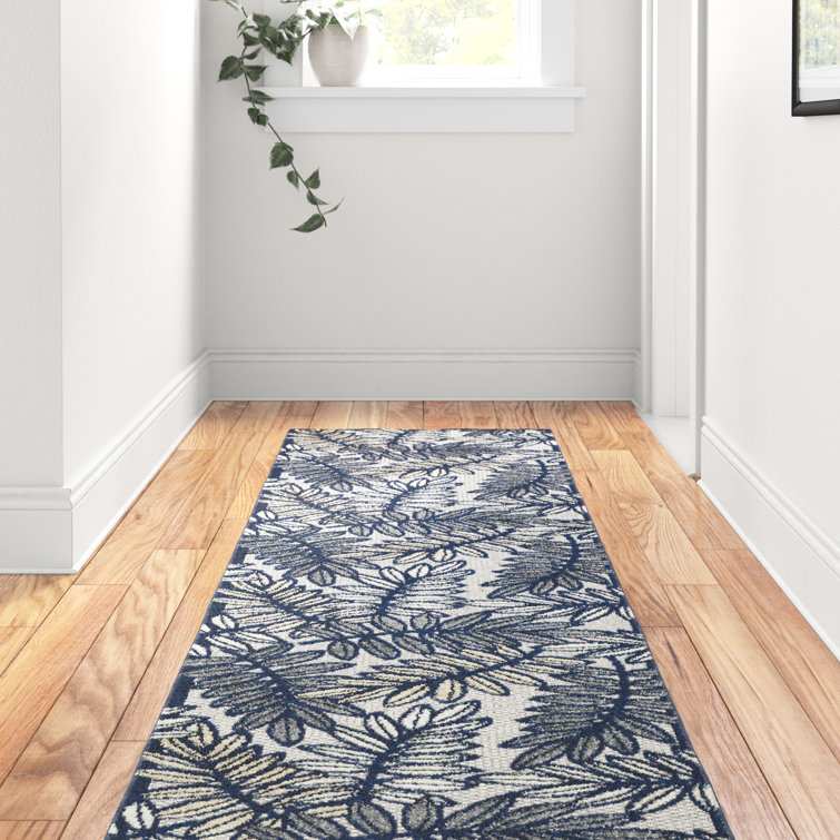 Adames Floral Indoor / Outdoor Rug