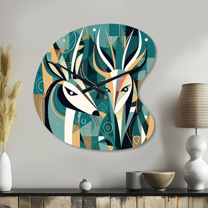 Portrait de cerf abstrait vert beige - horloge asymétrique moderne en métal, horloge murale verte, Petit