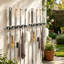 Support mural robuste pour balai et vadrouille avec 4 supports et 5 crochets, rangement pour outils en acier inoxydable pour le garage, la salle de lavage et le rangement pour le jardin