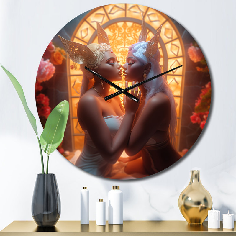 Horloge murale Divine Kissing Goddess Love, Petit
